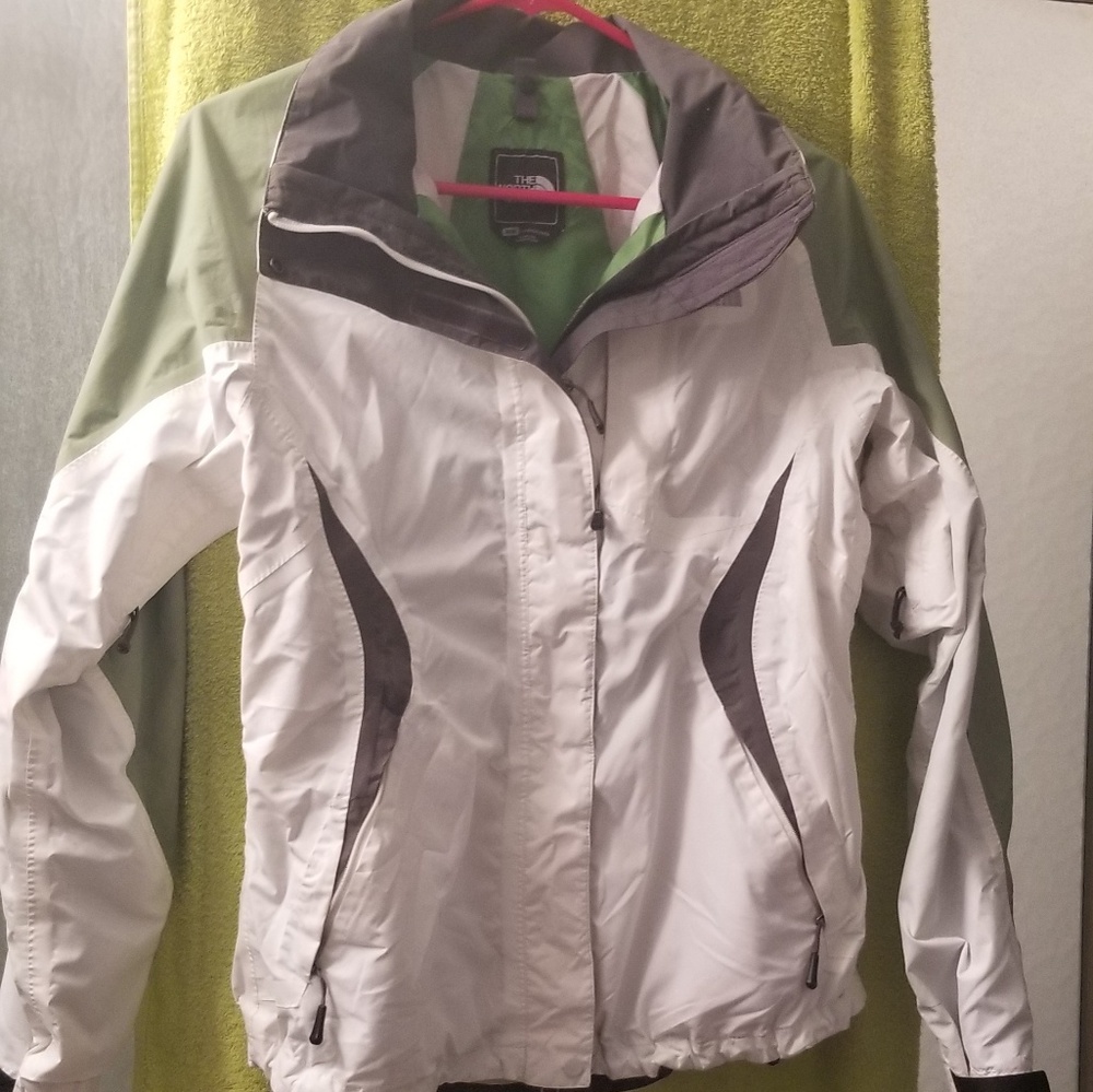 Womans north face jacket